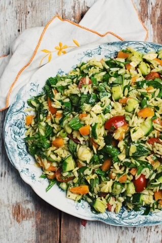 Salade d'orzo et pesto